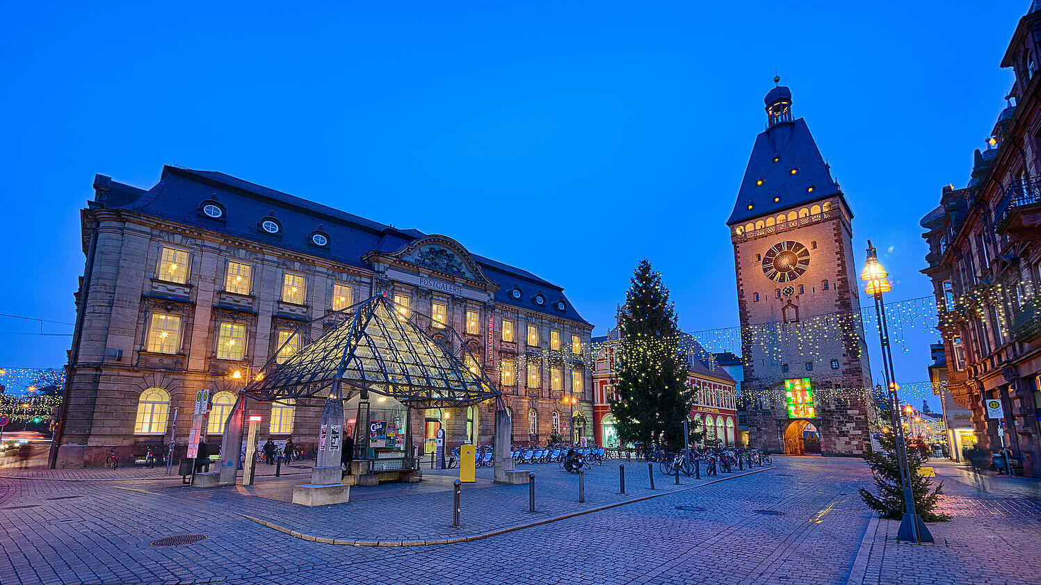 Speyer Altpörtel in der Dämmerung zur Weihnachtszeit